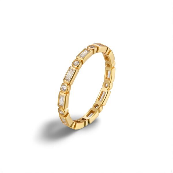 d73d08b3-f563-490b-bd53-6ce043fec8c3 SUNDAY RING
